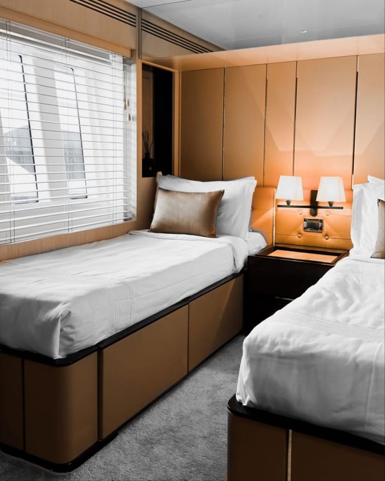 Voyager Elite Bliss 90 Yacht — photo 17