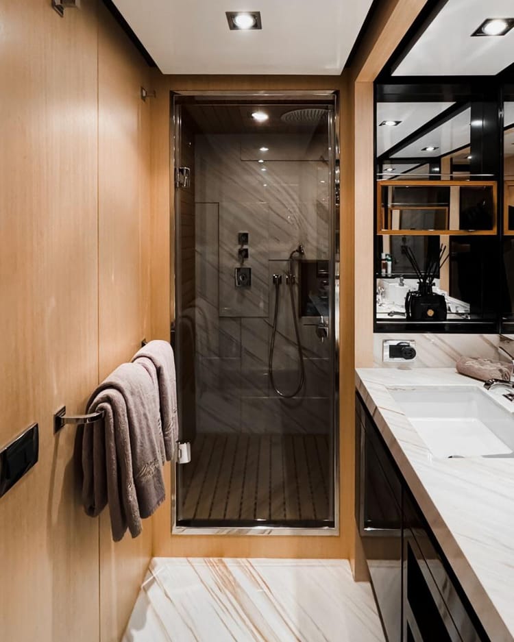 Voyager Elite Bliss 90 Yacht — photo 18
