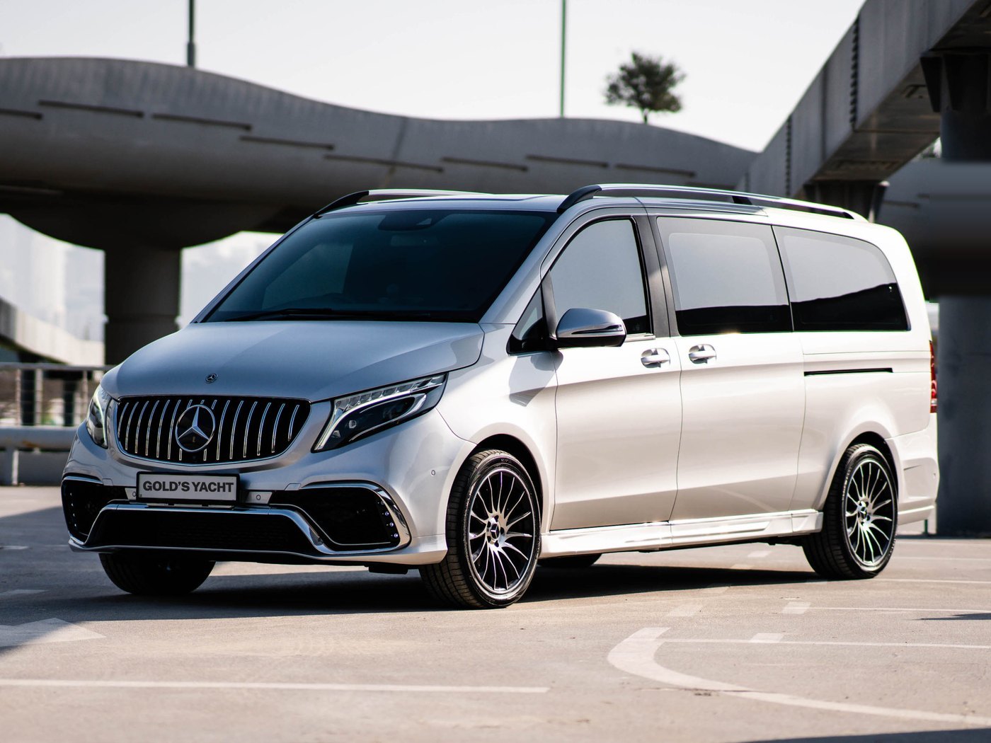 A silver Mercedes V-class transfer van used for Gold's Yacht transfers in Dubai