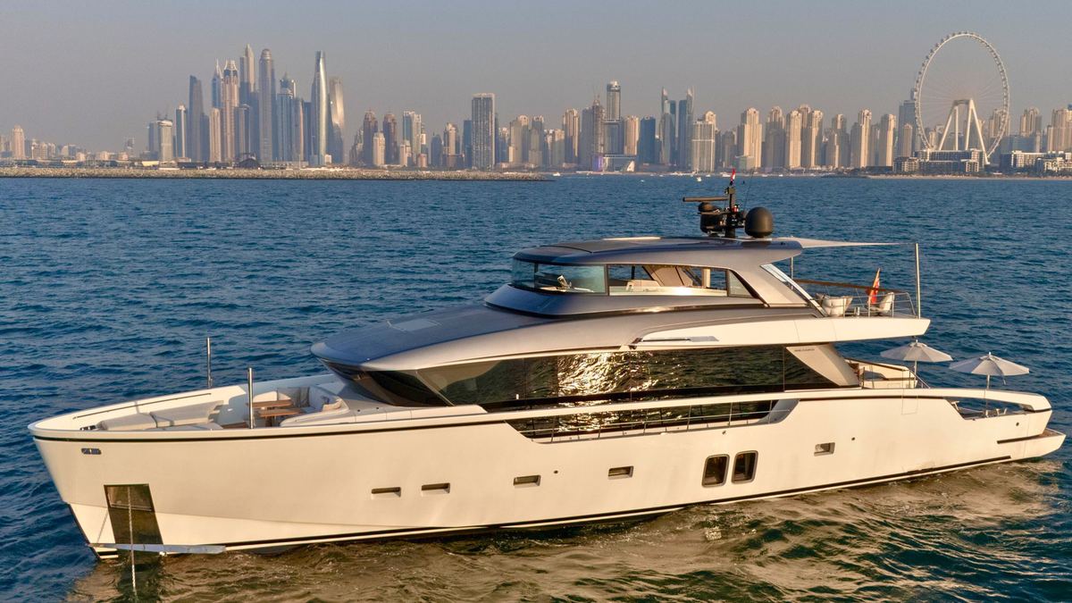 Neptune 90 Yacht