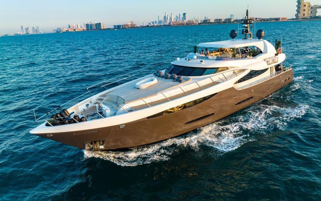 Eclipse Sovereign Serenade 130 Yacht Yacht Rentals in Dubai