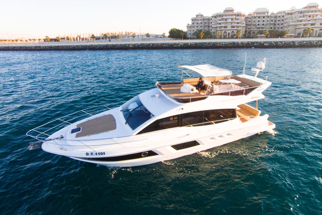 Majesty 48 ft. yacht charter Dubai