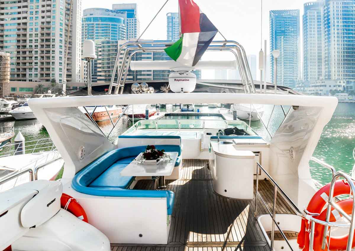 Explorer Goldeon Siren 77 ft. yacht hire Dubai