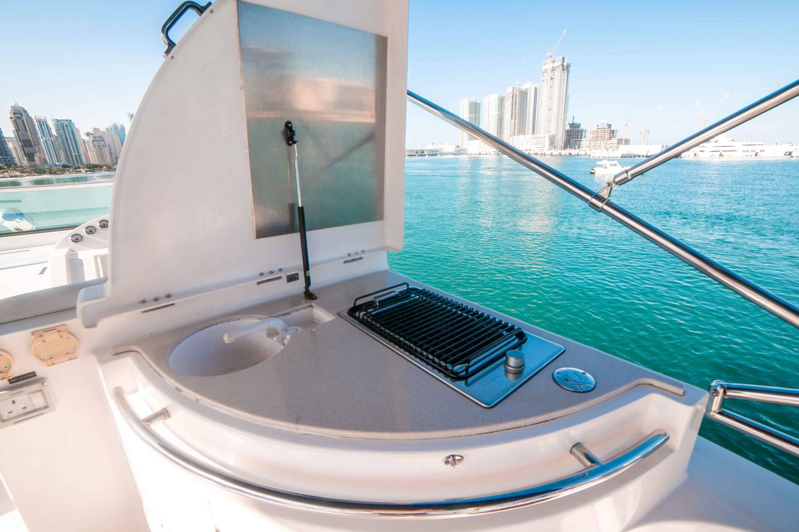 Explorer Goldeon Ode 60 ft. yacht charter Dubai