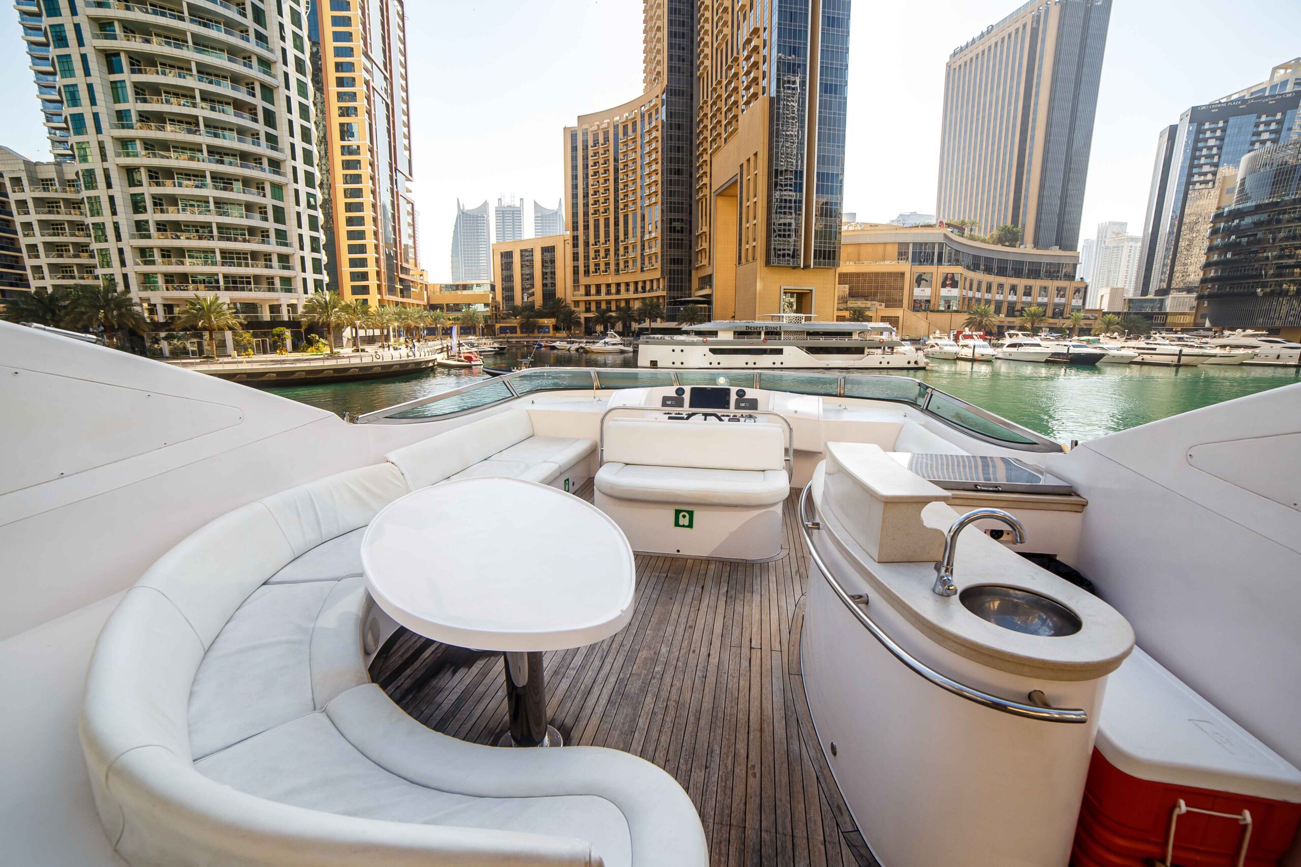 Voyager Elite Maestro 88ft Yacht yacht rental Dubai