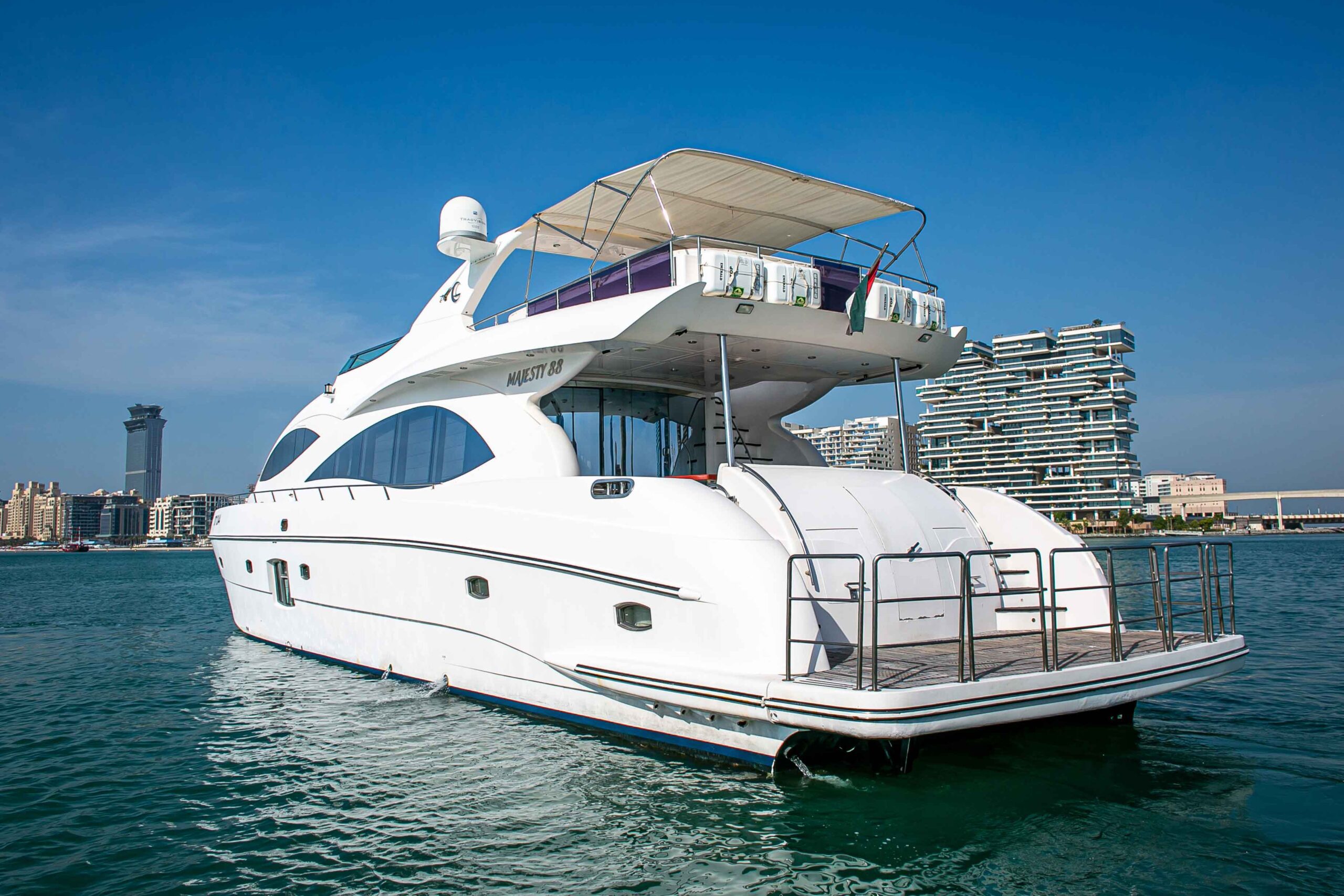 Voyager Elite Maestro 88ft Yacht yacht booking Dubai