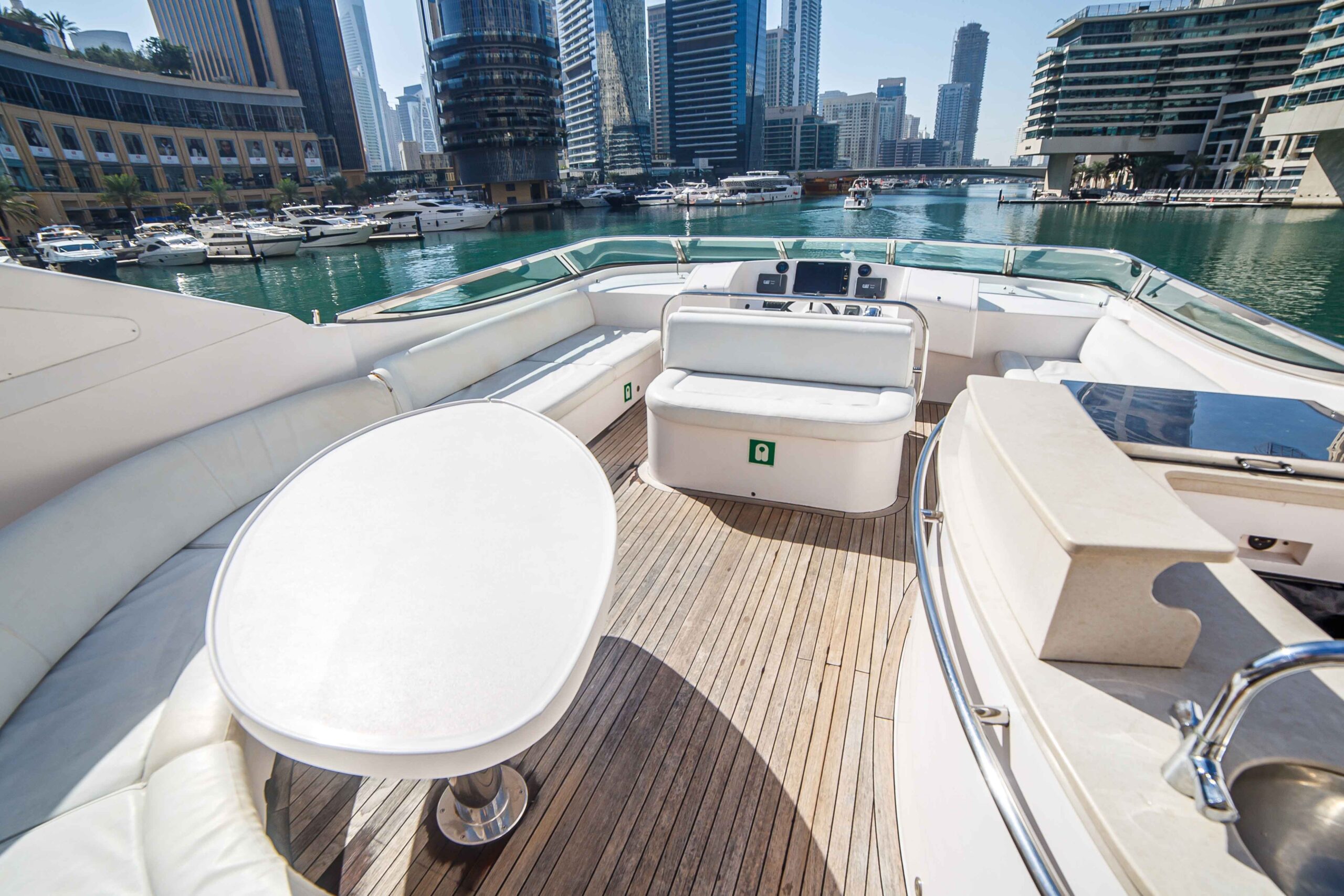 Voyager Elite Maestro 88ft Yacht yacht rental Dubai