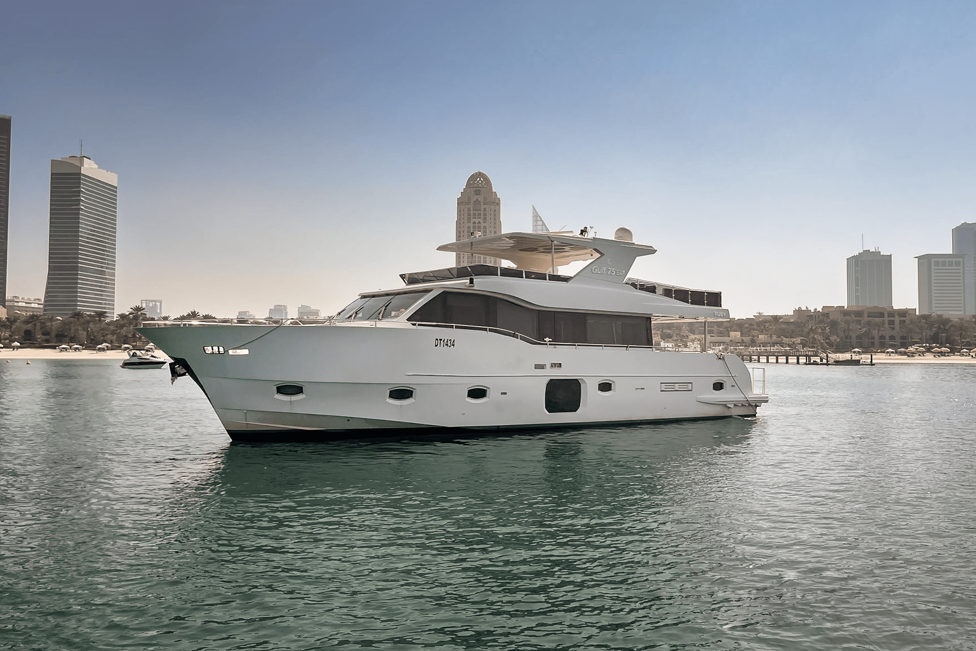 dubai harbour yacht rental