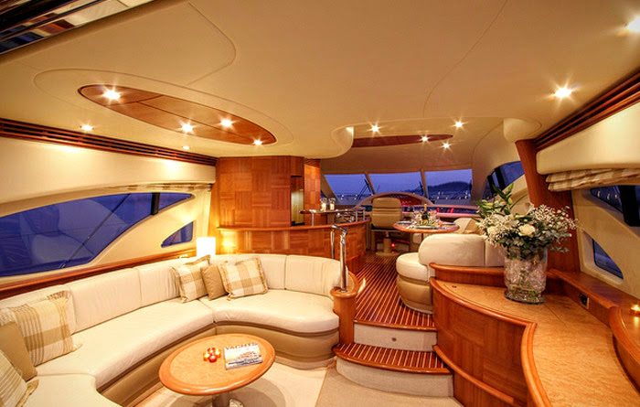 Azimut 62 ft. yacht charter Dubai