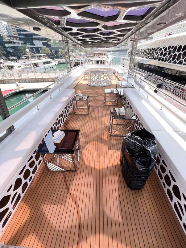 Virgo 88 ft. yacht charter Dubai