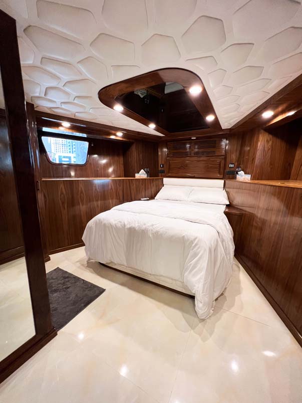 Virgo 88 ft. yacht booking Dubai