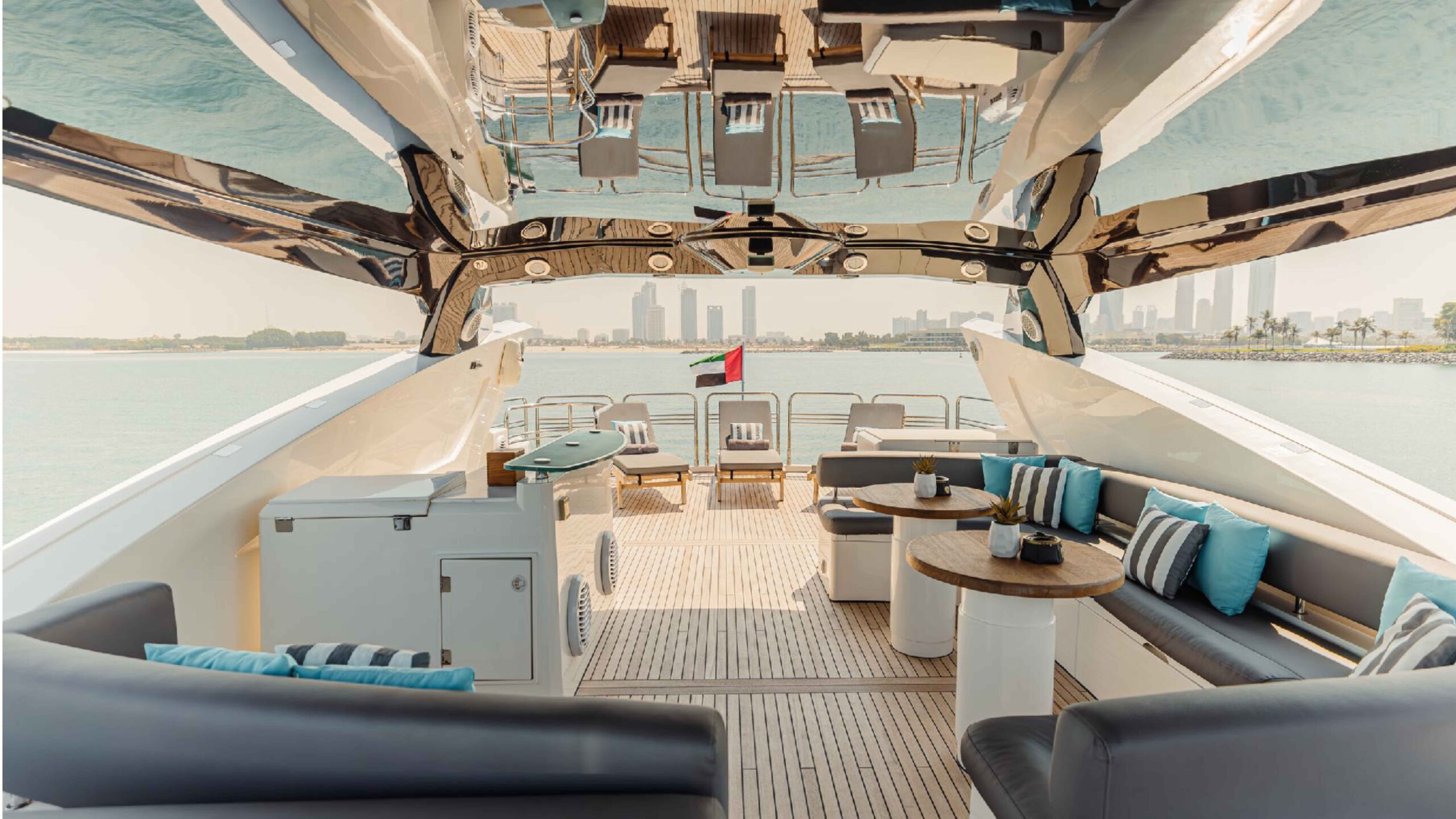  Eclipse Sovereign Majesty 90ft Yacht  yacht hire Dubai