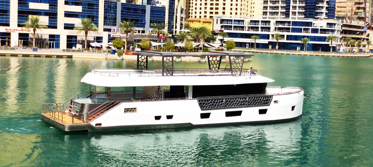 Virgo 88 ft. yacht rental Dubai