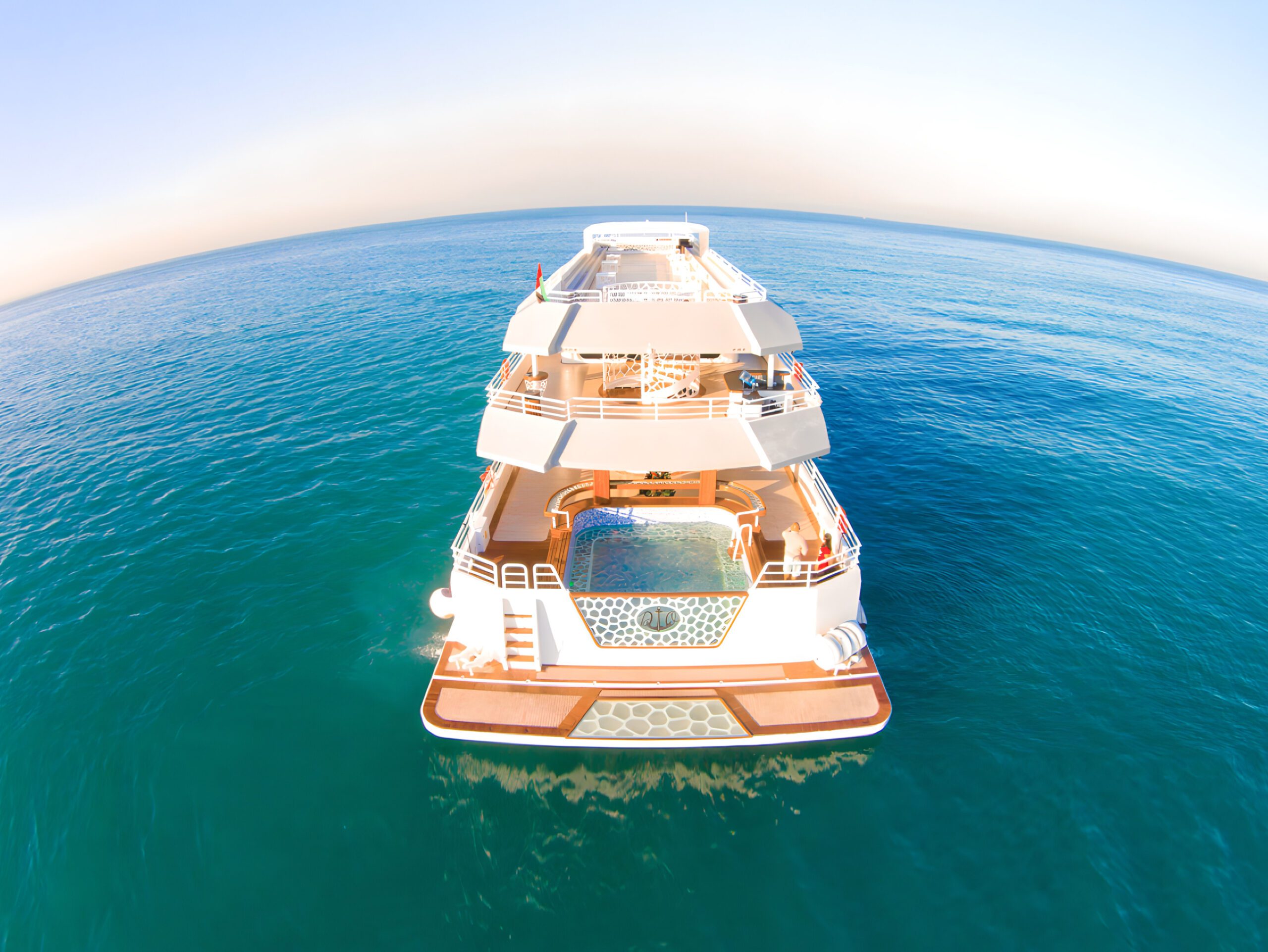 Desert Rose 155 ft luxury yacht rent in Dubai - Gold's Yacht