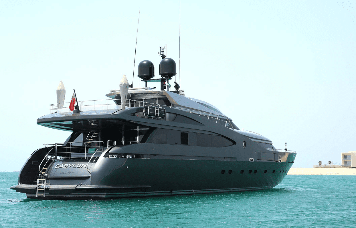 Родригес, Роскошная 124-футовая яхта прогулка на яхте в Дубае