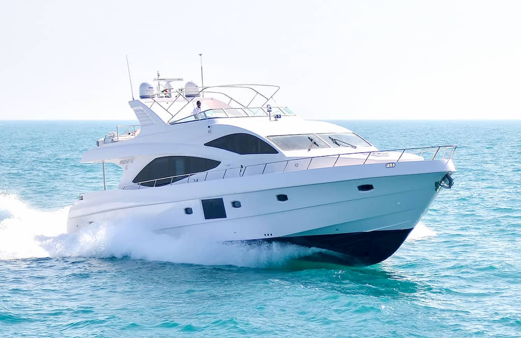 Yacht 77 ft - Standard Yacht Rentals in Dubai