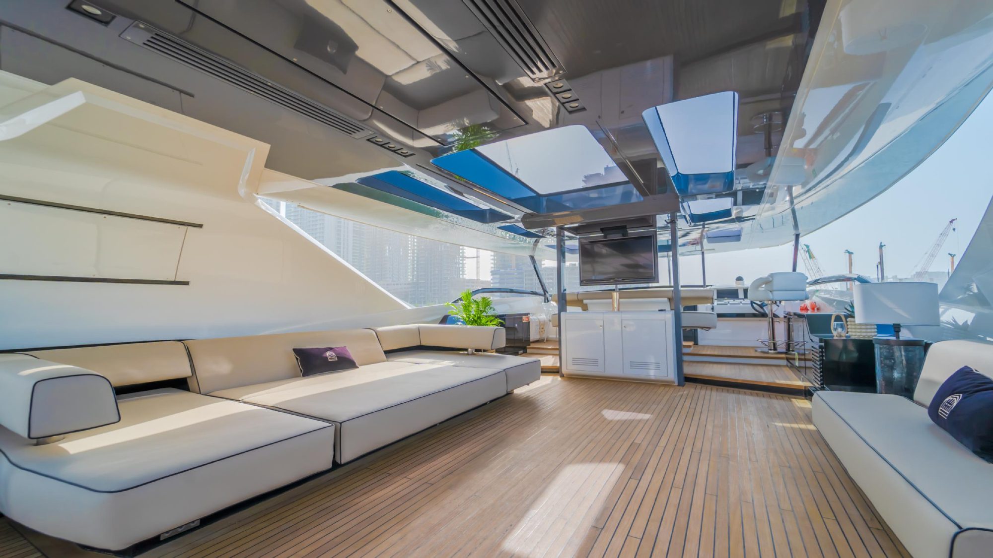 Saffuriya 130 ft. yacht hire Dubai