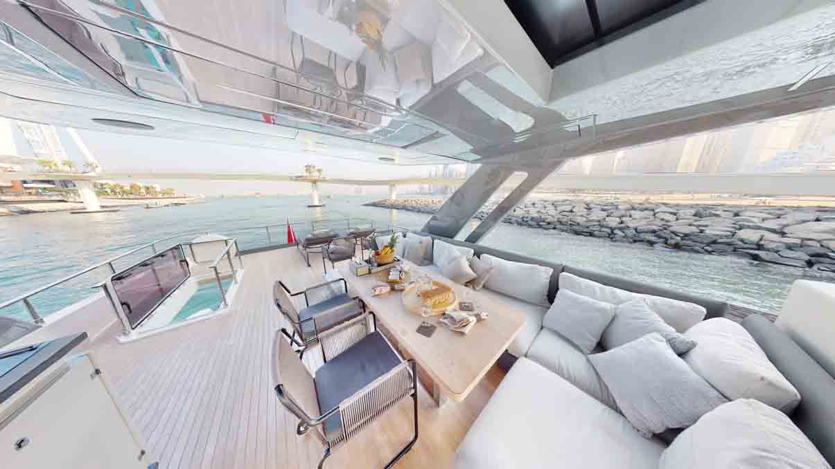 Sunseeker 78 ft. yacht charter Dubai