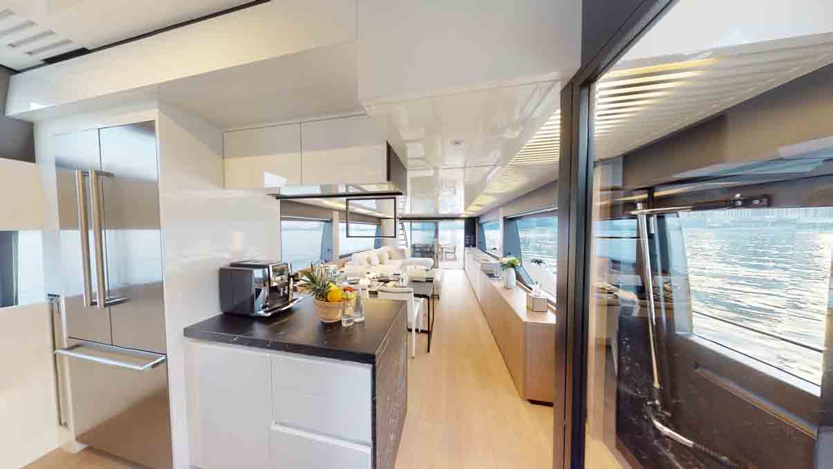 Sunseeker 78 ft. yacht rental Dubai