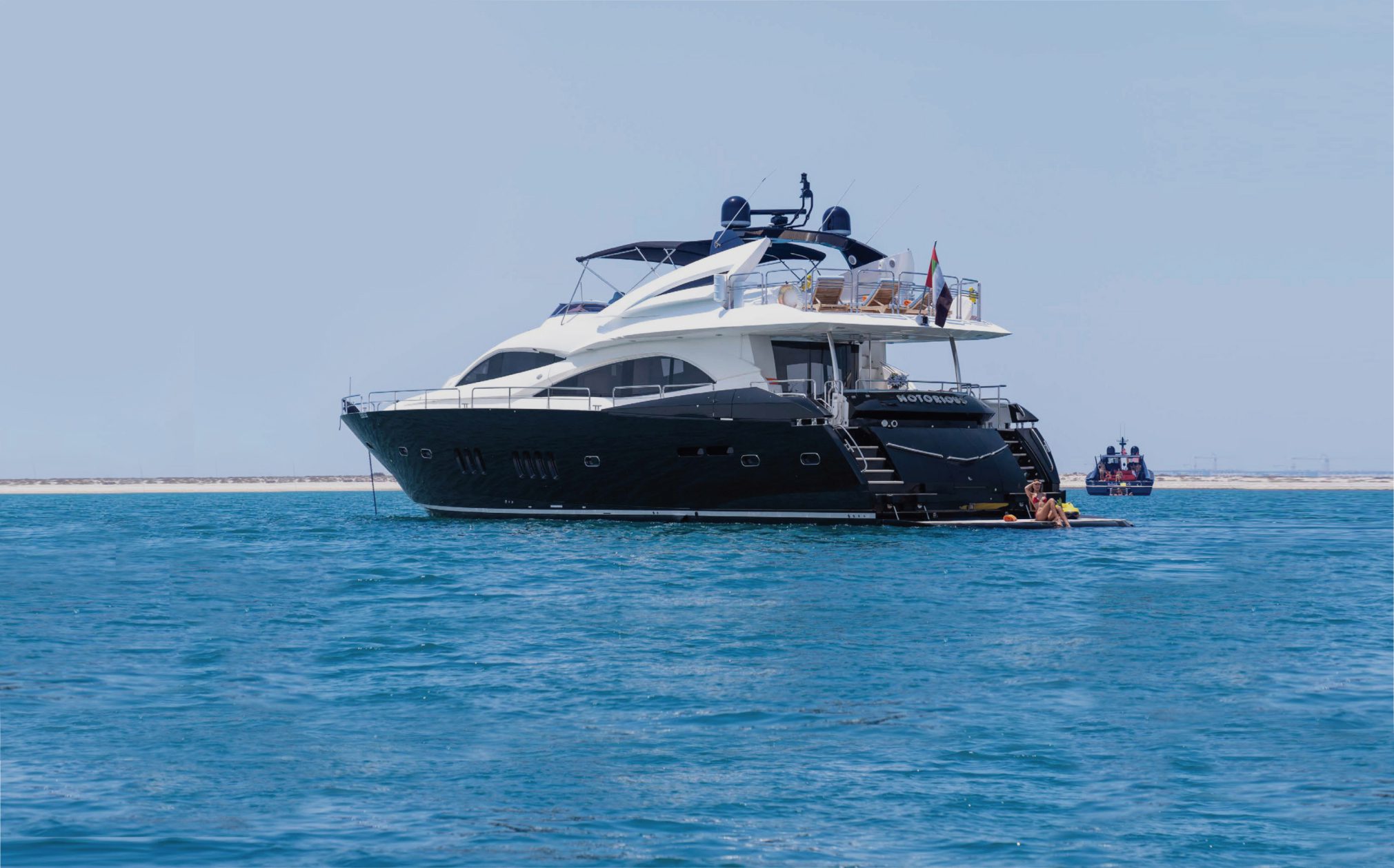 yacht rental dubai 2 person