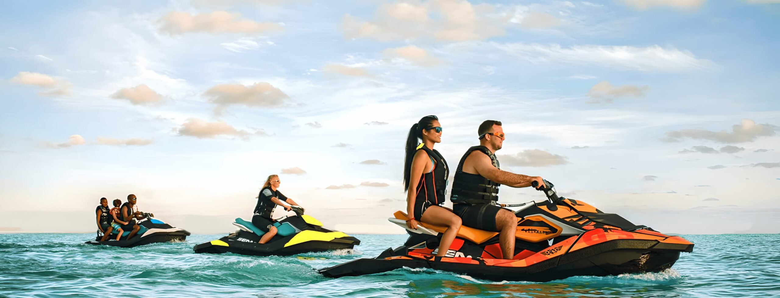 Ride Jet Ski in Dubai - the best fun ever