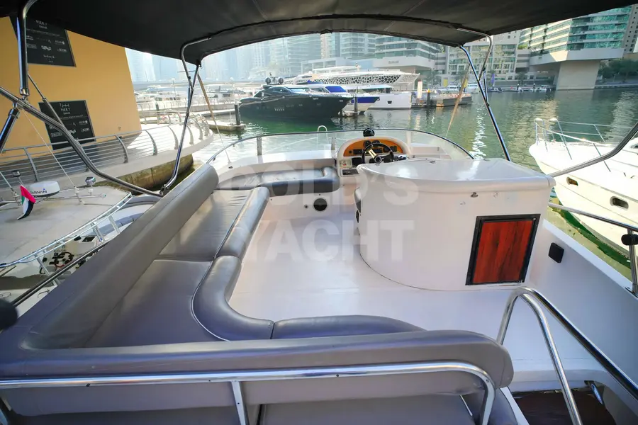 Explorer Goldeon Stellar 60 Yacht