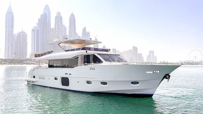 Yacht rental Dubai