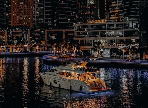 Night cruise