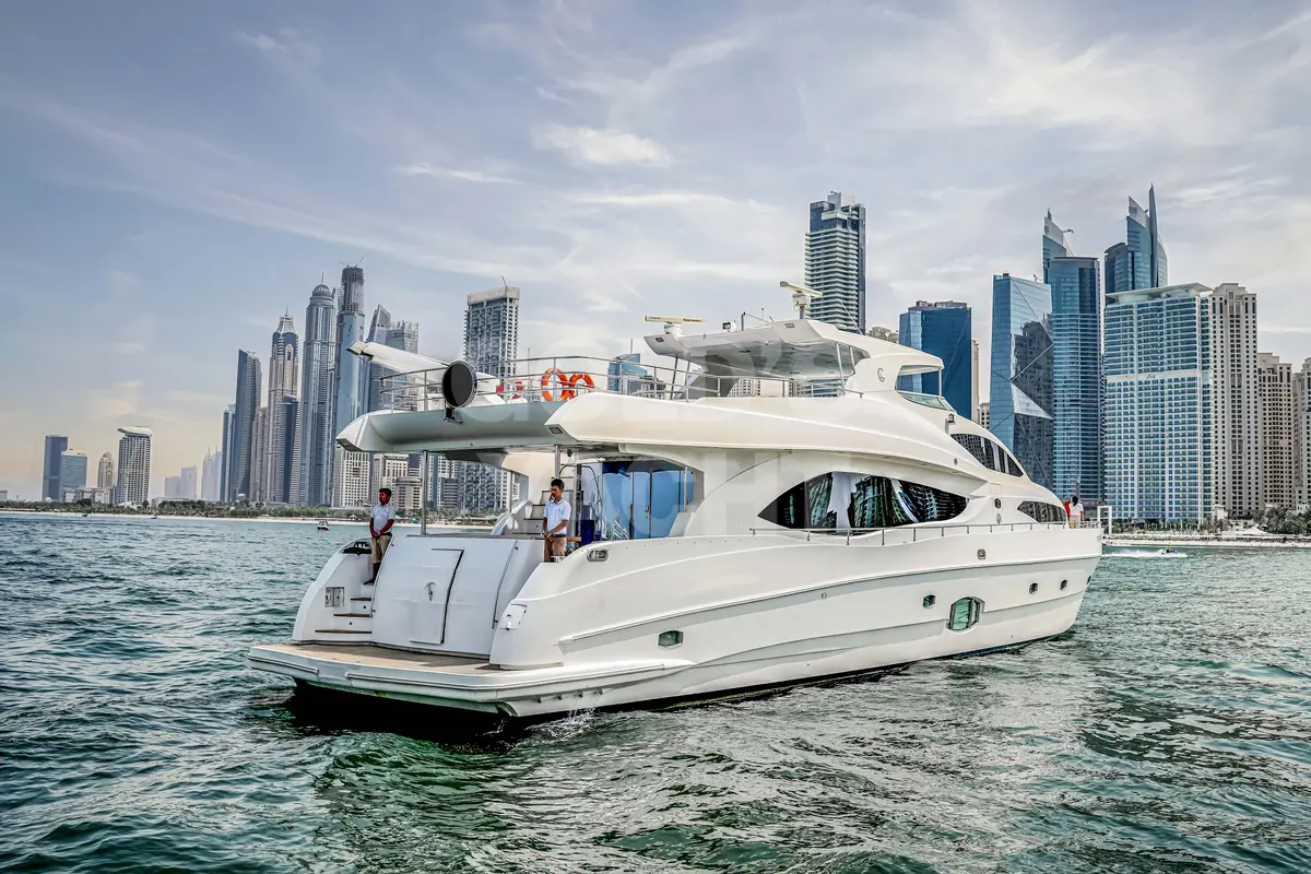 Majesty 105 ft — 105ft charter yacht in Dubai Harbour, Dubai