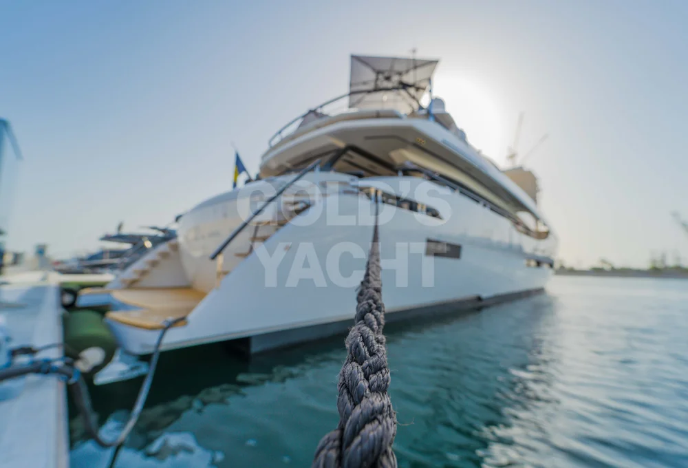 Saffuriya 140 ft — 140ft charter yacht in Dubai Harbour, Dubai