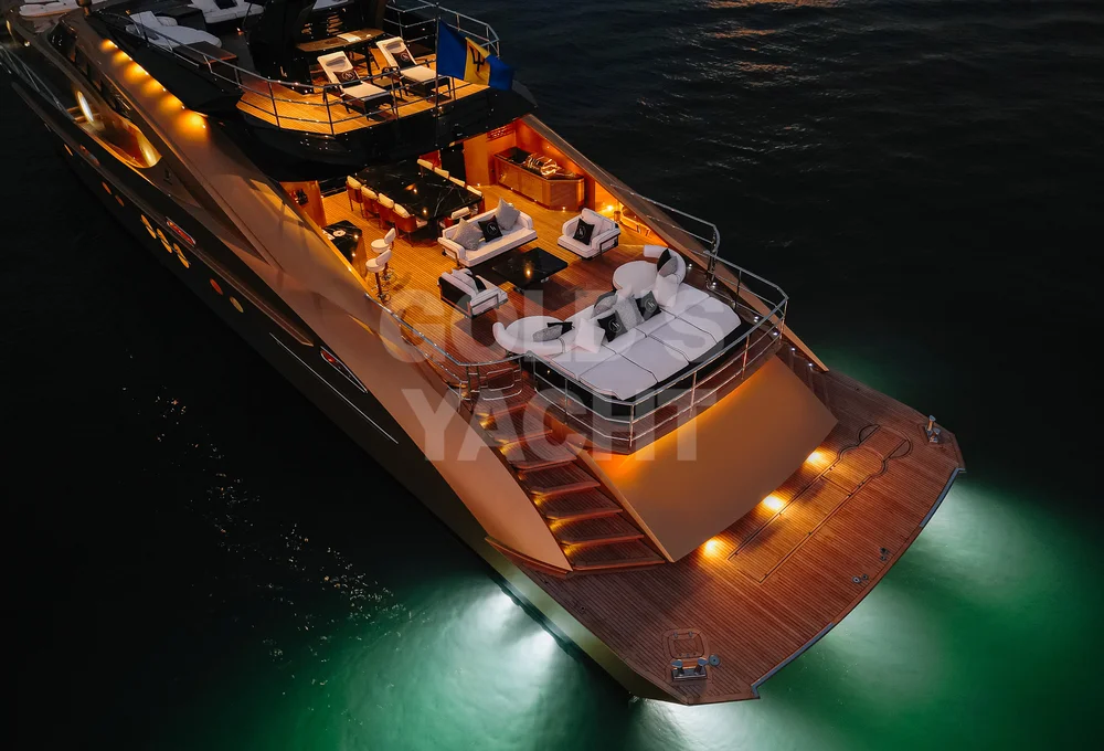 AK Royalty 140 ft — 140ft charter yacht in Dubai Harbour, Dubai