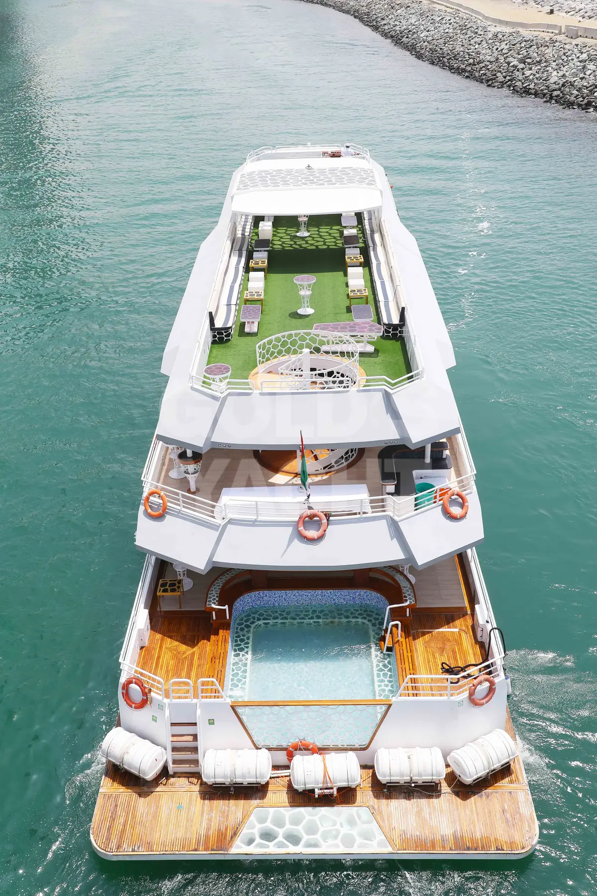 Desert Rose 160 ft — 160ft charter yacht in Dubai Harbour, Dubai