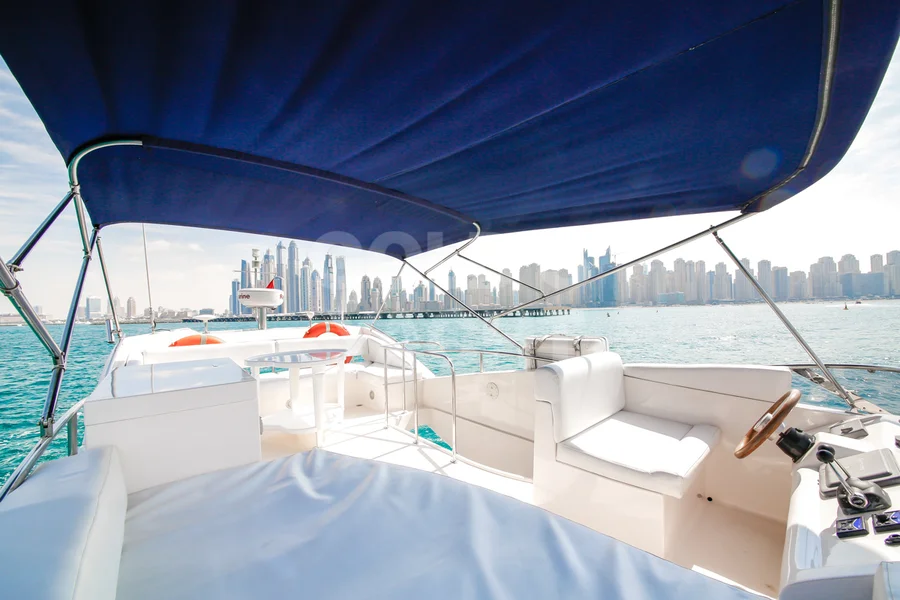 Majesty 44 ft — 44ft charter yacht in Dubai Marina, Dubai