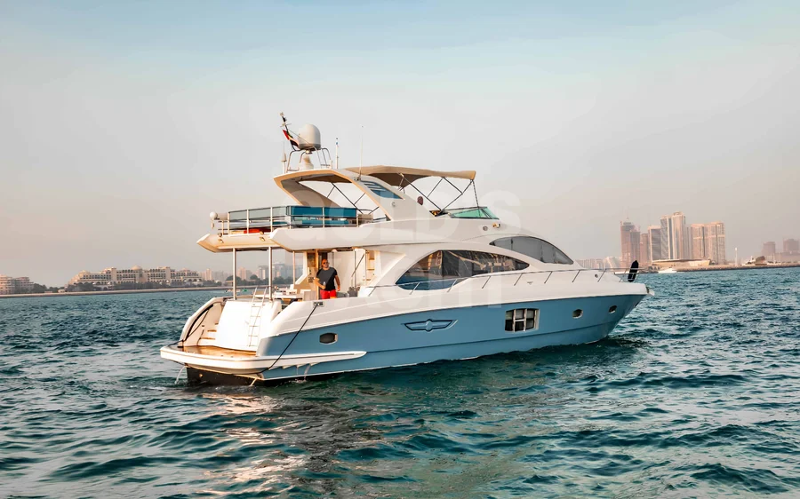 Majesty 68 ft — 68ft charter yacht in Dubai Harbour, Dubai