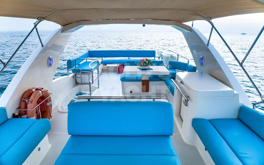 Majesty 68 ft — 68ft charter yacht in Dubai Harbour, Dubai
