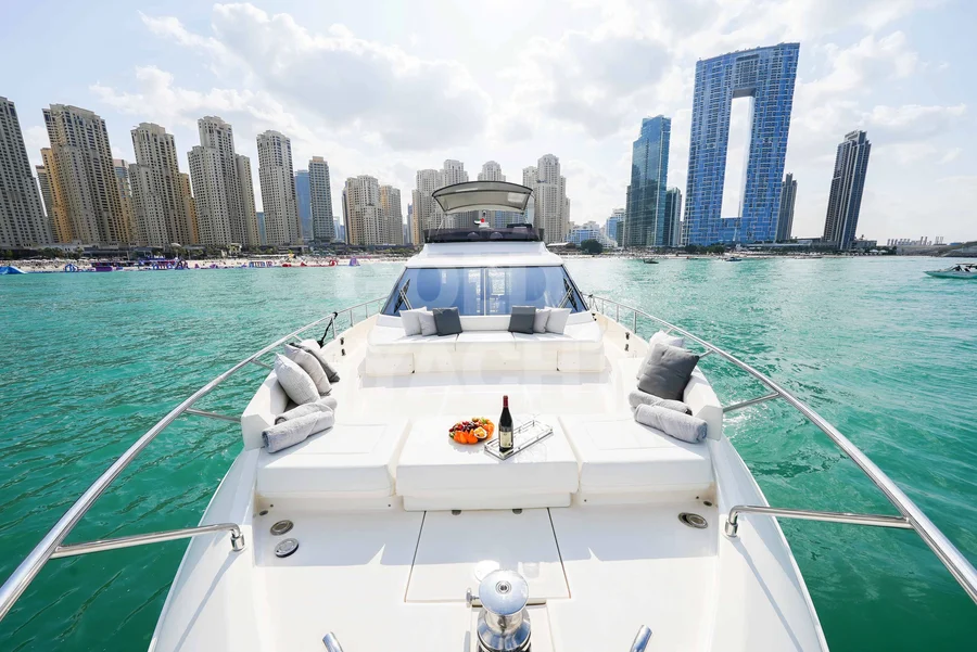 Ferretti 75 ft — 75ft charter yacht in Dubai Harbour, Dubai